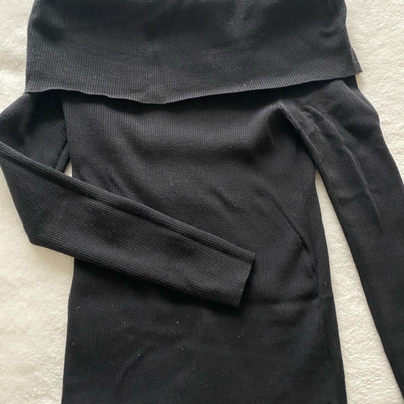 Aritzia: Wilfred Croquis Sweater - Picture 3 of 7